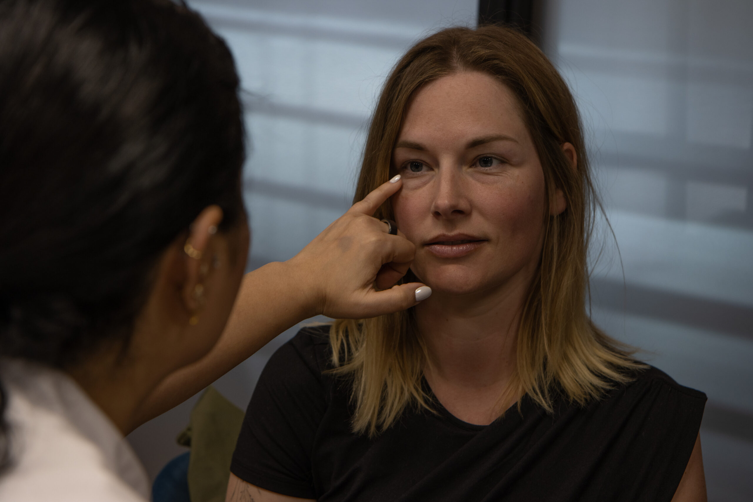 Restylane® EYELIGHT™:  
Zeg vaarwel tegen vermoeide ogen